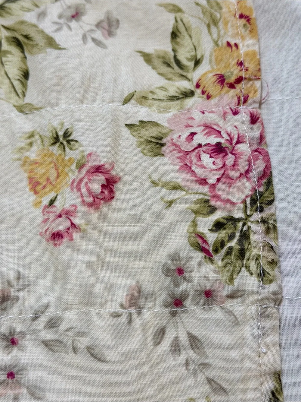 JC Penny Home Collection Floral Lined Valance 81